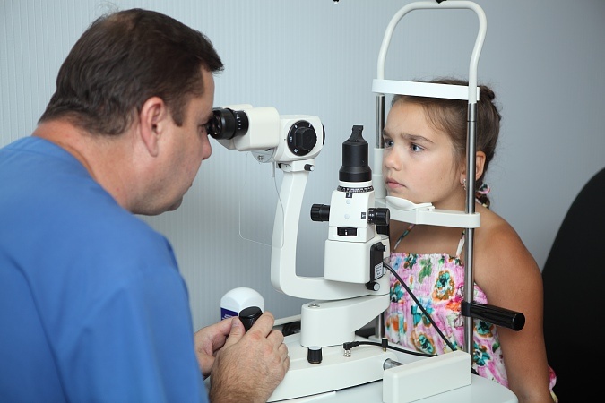 проверка зрения у ребенка